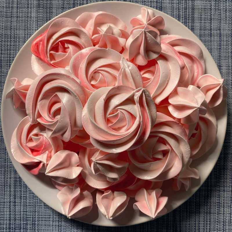 bad at gardening? make meringue flowers instead!